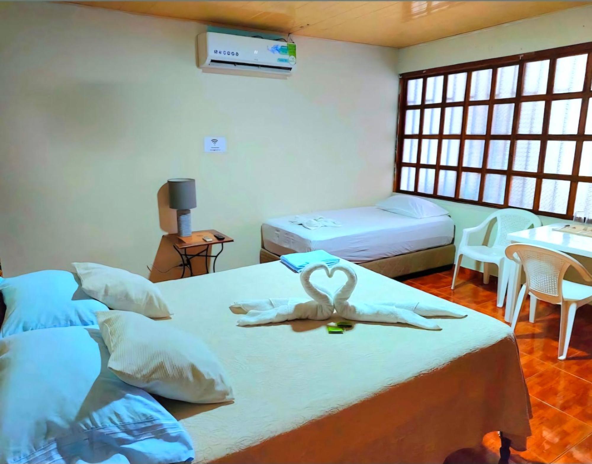 Hostel Del Pacifico Puntarenas Ngoại thất bức ảnh